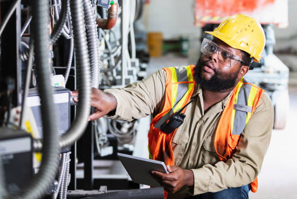 Best Local Electrician Companies  in Hollywood Park, TX