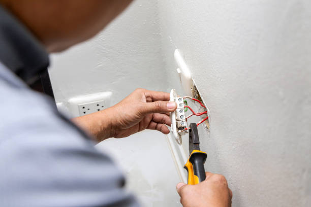 Best Commercial Electrician Services  in Hollywood Park, TX